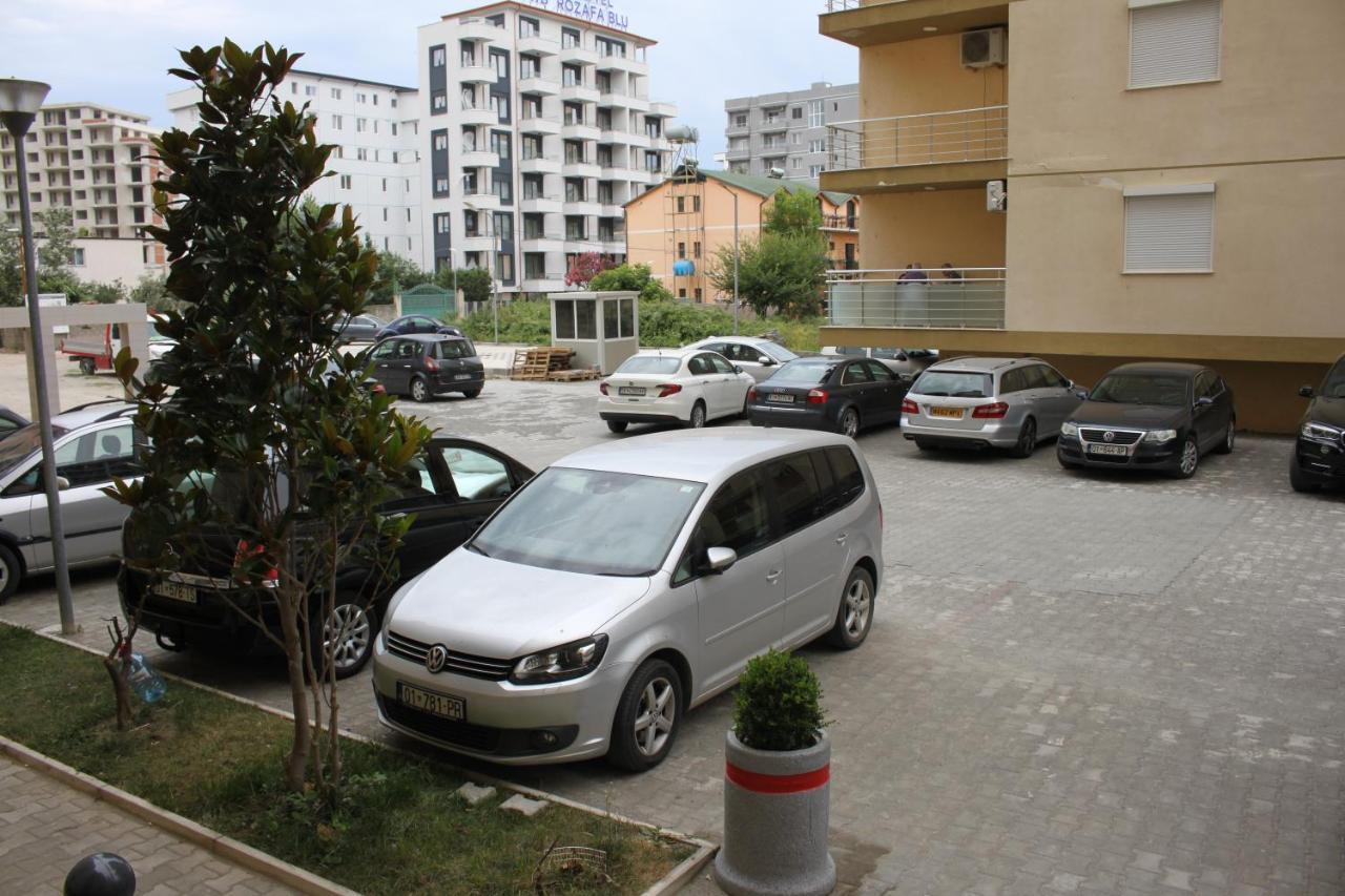 Everest Apartments Shëngjin Eksteriør billede