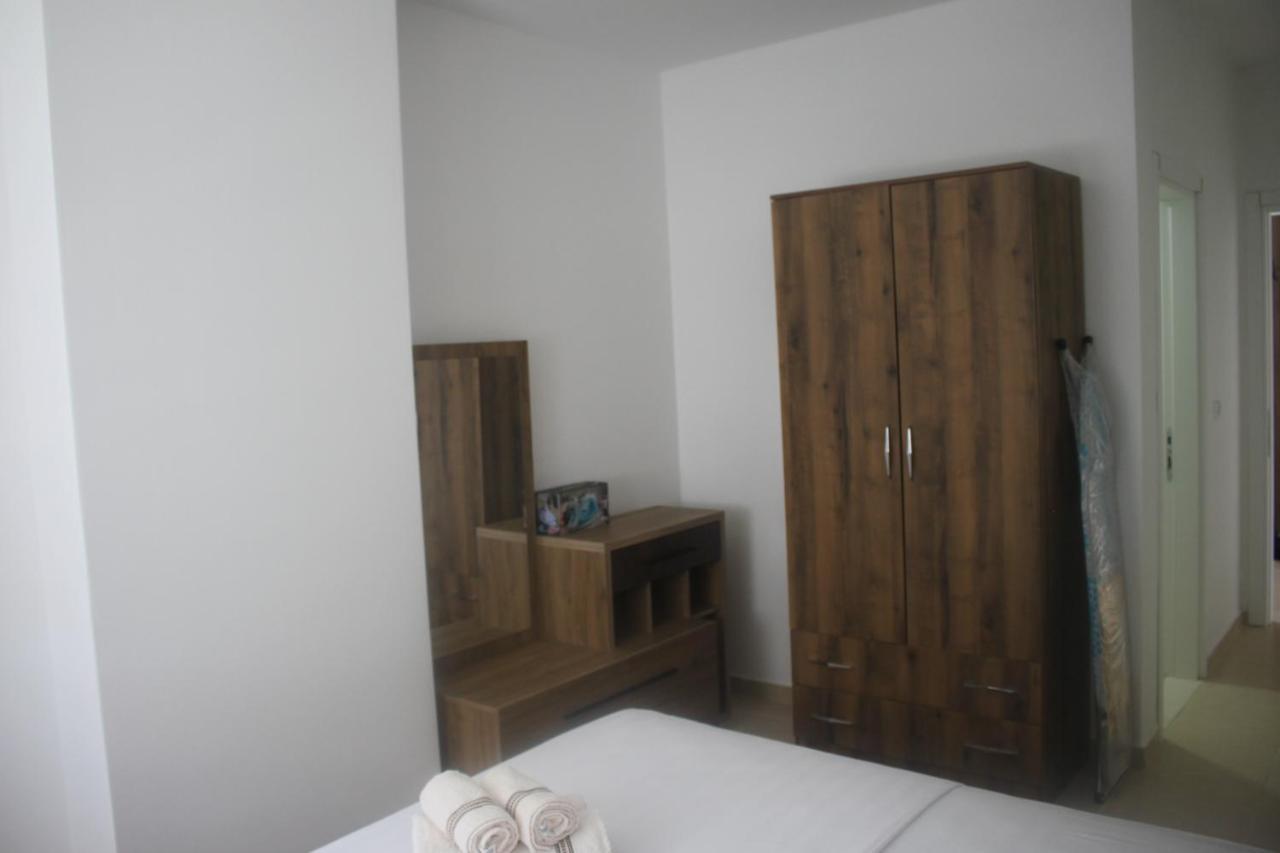 Everest Apartments Shëngjin Eksteriør billede
