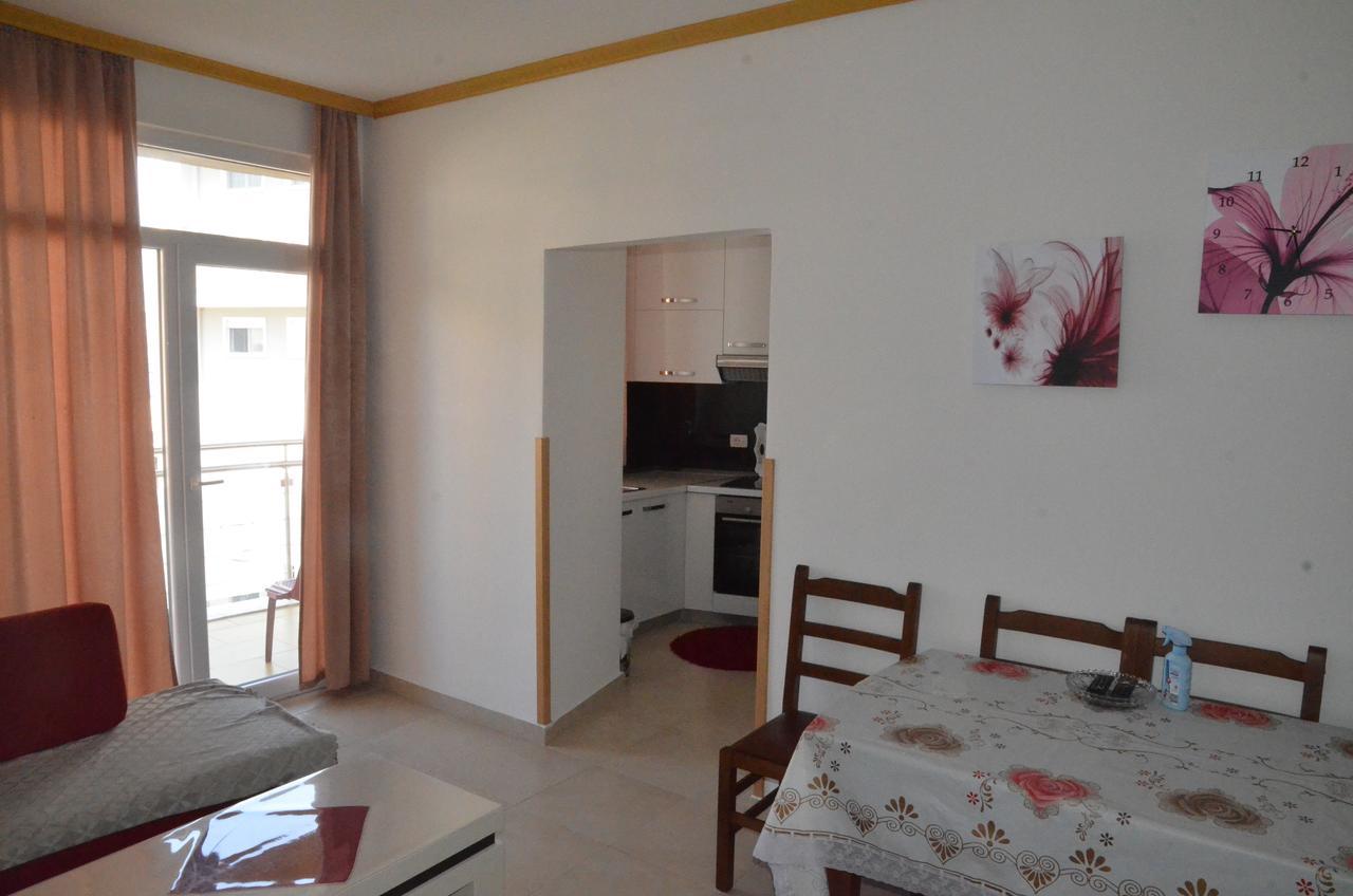 Everest Apartments Shëngjin Eksteriør billede