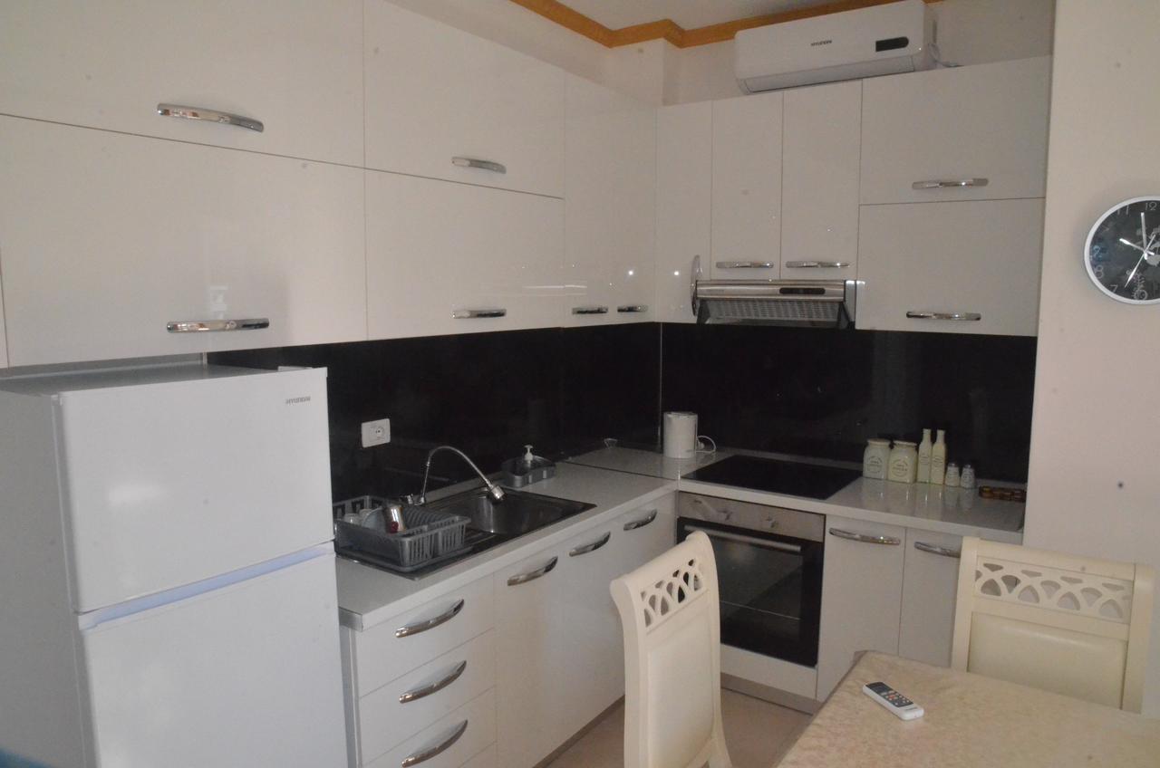 Everest Apartments Shëngjin Eksteriør billede